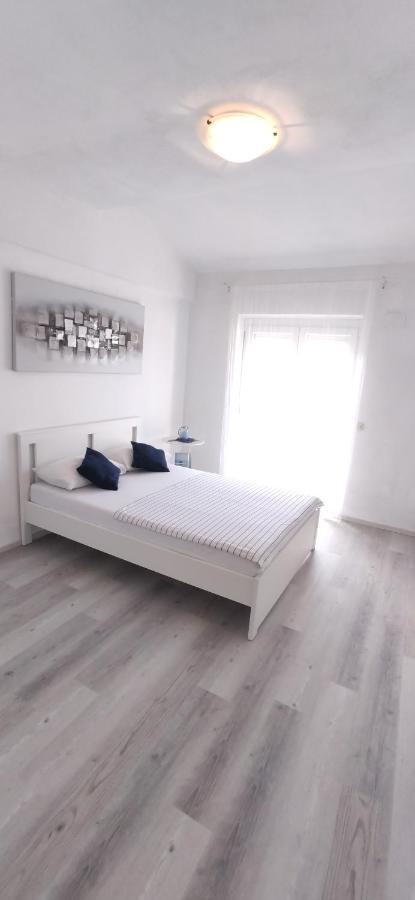 Vila Sentio Mare-Apartments Livaic Zeljko พิโรวัซ ภายนอก รูปภาพ